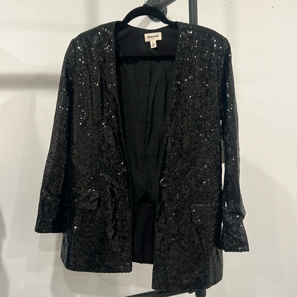 BRAND NEW BLACK SEQUINS BLAZER